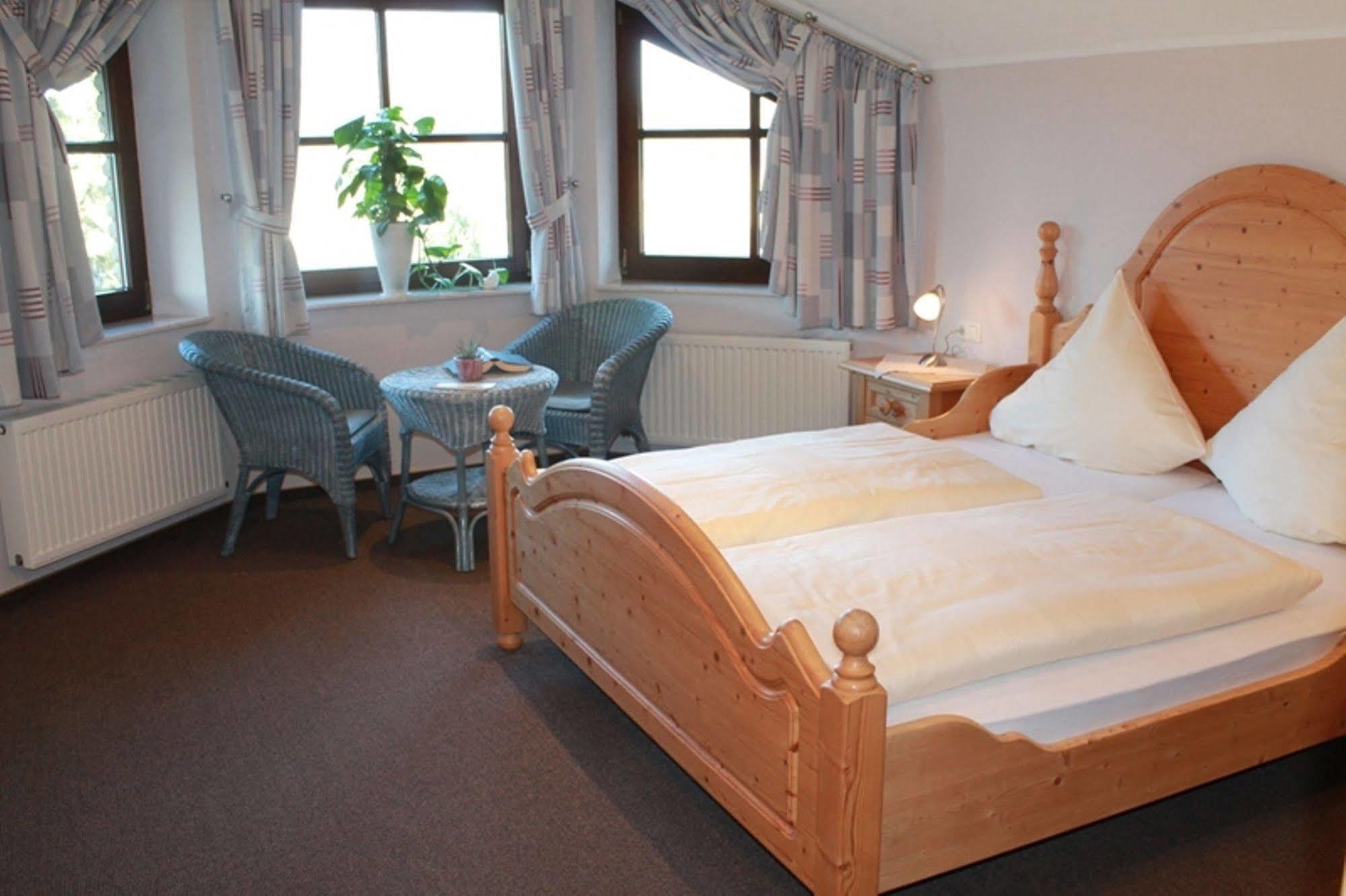 Landhaus Hotel Goeke Hövelhof Eksteriør bilde
