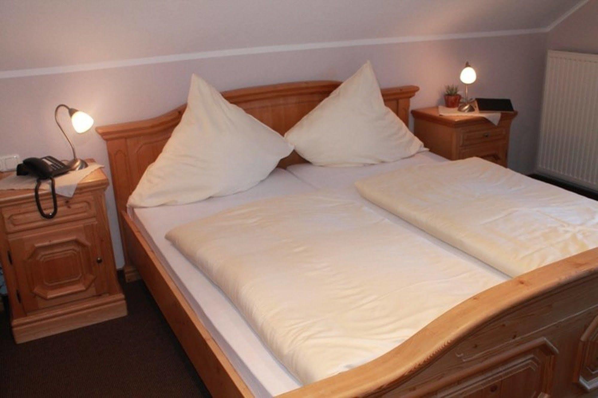 Landhaus Hotel Goeke Hövelhof Eksteriør bilde